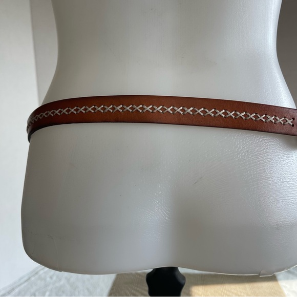 Fossil Women’s Size Medium Tan Leather Belt with Stitching - Picture 3 of 8